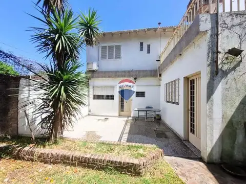 VENTA CASA 4 AMBIENTES LAFERRERE