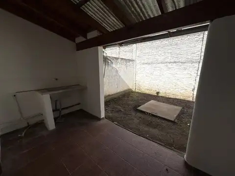 Joaquín V. Gonzalez 913 , Piso 0