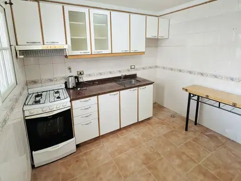 Depto Tipo Casa en Alquiler en Mataderos, $ 850.000