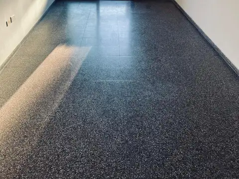 Oportunidad - Dpto 2 Dorm con balcón y cochera! B Alto Alberdi - EN VENTA!