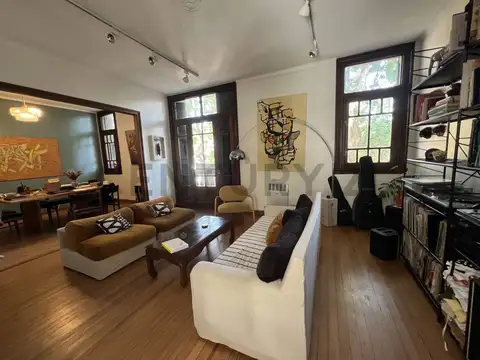 Depto Tipo Casa 4 ambientes con 2 baños