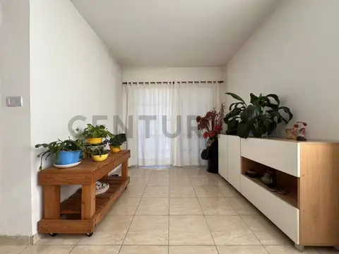 VENTA CASA ALTOS PODESTA 4 AMBIEMTES ESQUINA.