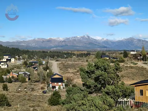 Barrancas de Dina Huapi. Lote N° 66.