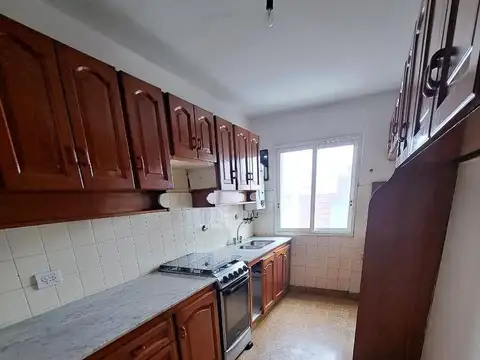 Departamento en Alquiler con 1 cocheras