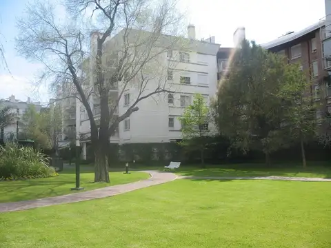 Departamento en alquiler de 3 ambientes en barrio cerrado
