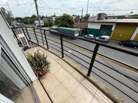 Oficina 3 ambientes con 1 baño