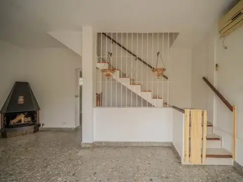 Oro 1093 , Piso No definido