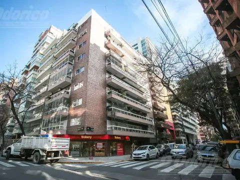 Departamento en Venta de 3 Dormitorios con dependencia en Palermo- Las Cañitas.