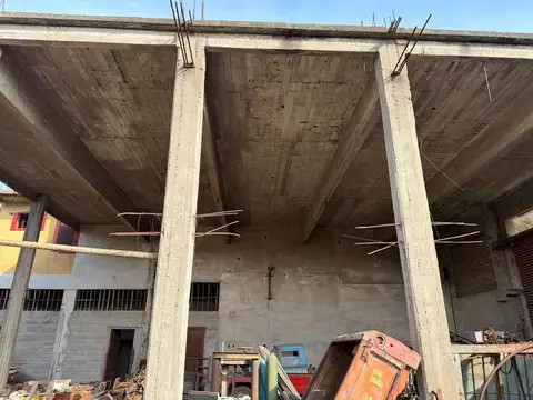 Galpon en Venta 35  mts Frente