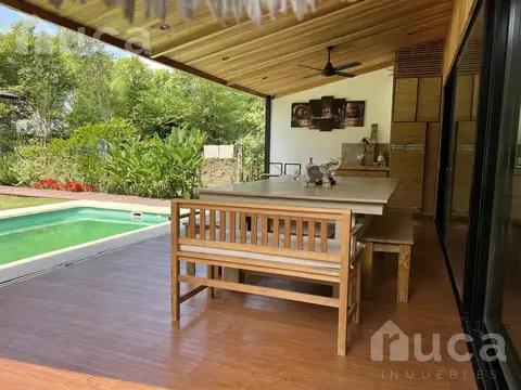 Casa 4 ambientes con 2 baños
