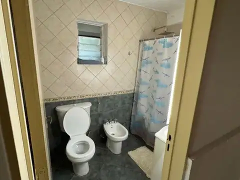 Departamento 5 ambientes con 2 baños