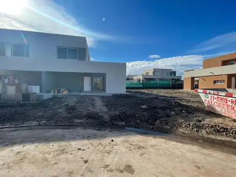 Casas de Santa Guadalupe 100