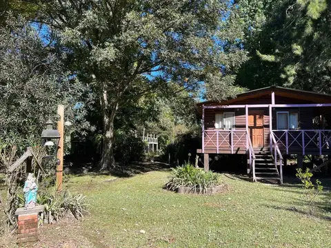 Casa 8 ambientes con 3 baños