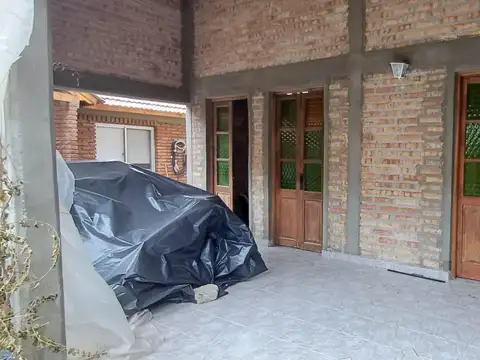 Casa en Venta con 1 cochera
