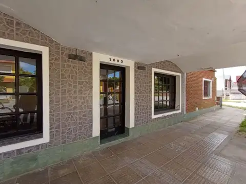 (A043)DEPARTAMENTO 2 AMBIENTES(Apto 4 Personas) .PISO:2 .DPTO:11.Gas envasado, Por escalera.