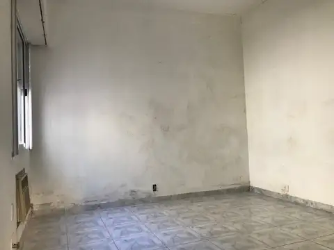Depto Tipo Casa en Venta al Este