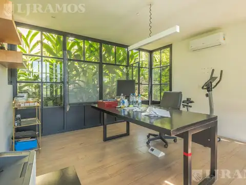 Casa en Alquiler en Villanueva, USD 3.200