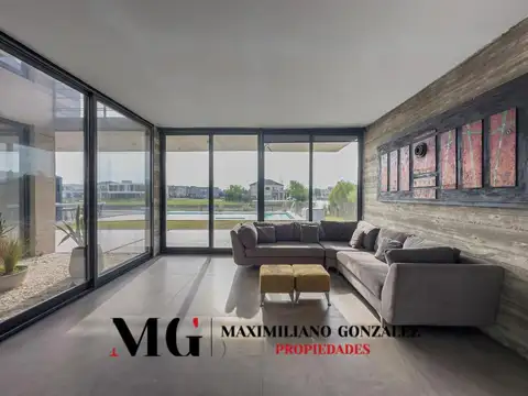 Casa 6 ambientes con 6 baños