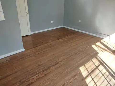 Local en Alquiler en Echesortu, $ 350.000