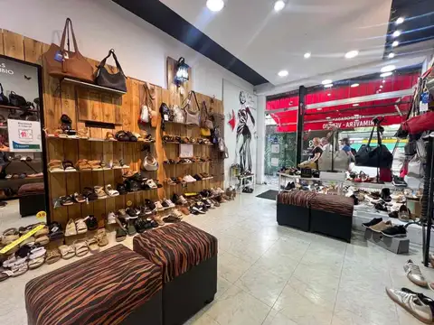 Local en Venta 58 años