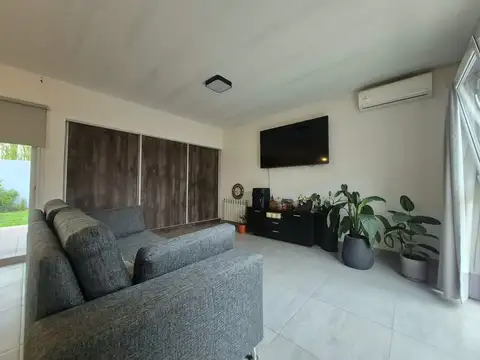 CASA PLANTA BAJA DOS DORMITORIOS, LAS LILAS