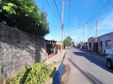 Terreno en Venta en Villa El Libertador, USD 17.999