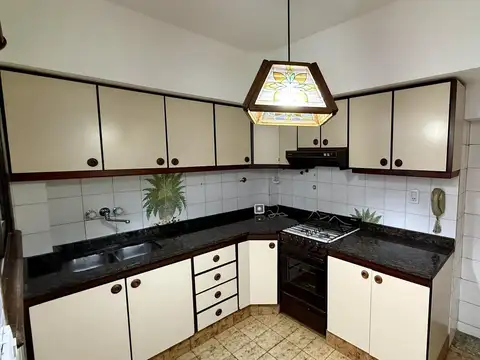 Depto Tipo Casa en Venta con 1 cocheras