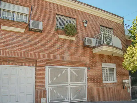 Venta Duplex 4 amb. V. Lugano-Garage-Patio-Terraza