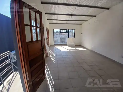 Local u oficina en zona comercial de Libertad