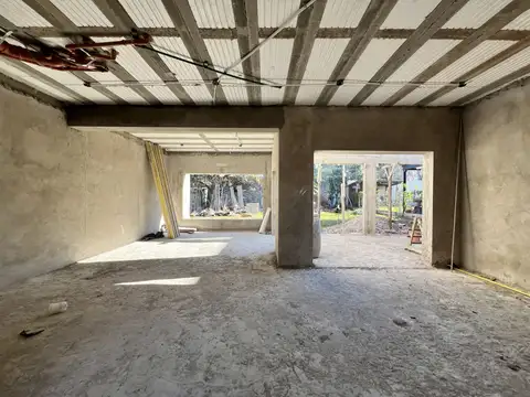 Florentino Ameghino 600