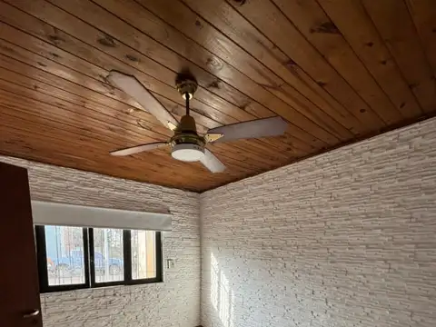 Casa con amplio Lote