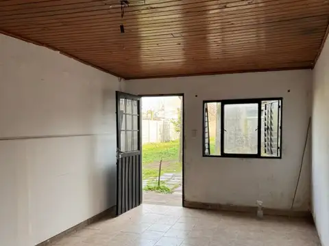 Casa con amplio Lote