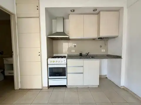 Departamento en Alquiler en Castelar Norte, $ 450.000