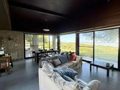 Casa en Venta en Arroyo Seco, USD 1.500.000