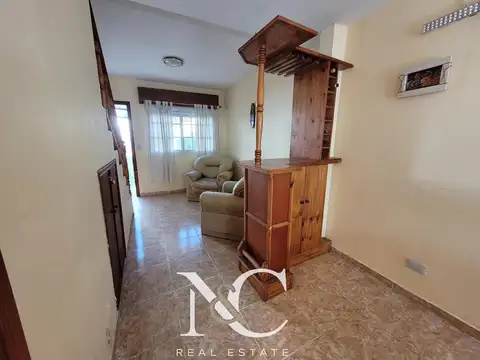 Depto Tipo Casa en Venta con 1 cocheras