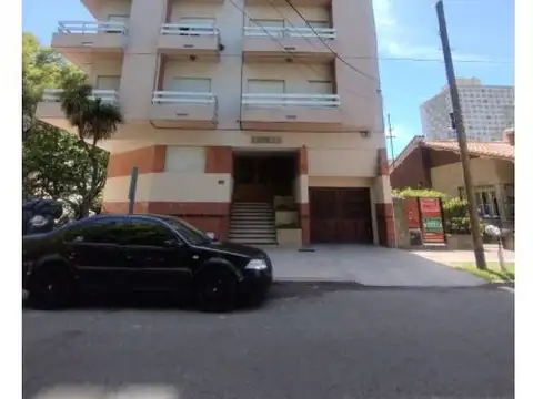 Alquiler temporario departamento de 2 ambientes en Miramar. Edificio Arenas