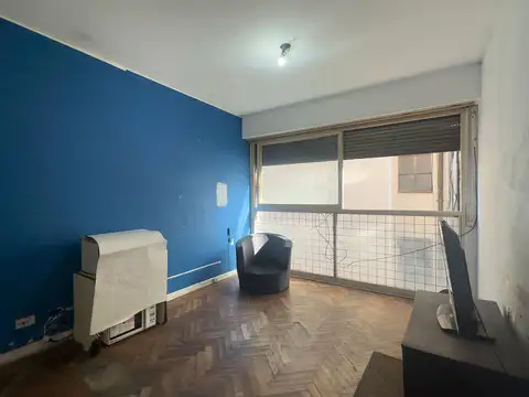 VENTA DEPARTAMENTO 3 AMB SAN NICOLAS A REFACCIONAR