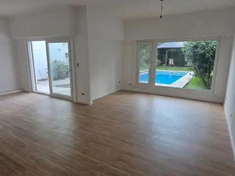 Casa 4 ambientes con 4 baños