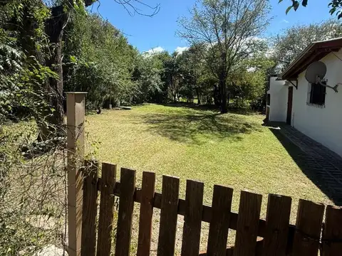 Casa en Alquiler con 1 cochera
