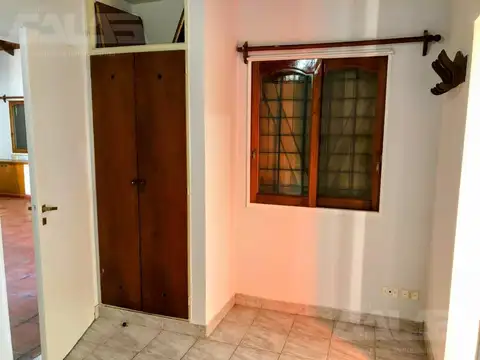 Casa en Alquiler 25 años