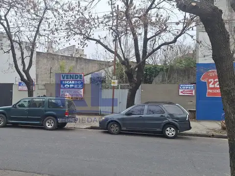 Amplio Lote de 700 m2