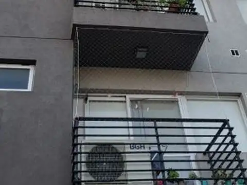 OPORTUNIDAD EN CUOTAS COCHERA CENTRICA