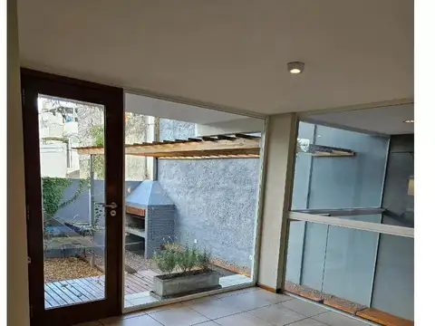 Depto Tipo Casa en Venta de 4 dormitorios