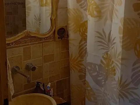 Depto Tipo Casa en Venta con 1 cocheras