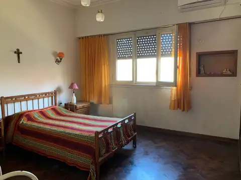 Depto Tipo Casa en Venta con 1 cocheras