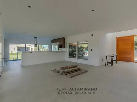 CASA EN VENTA A ESTRENAR
