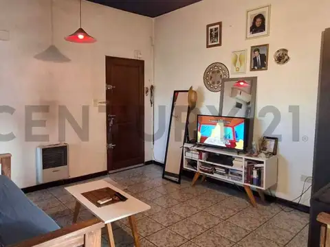Departamento 4 ambientes con 1 baño