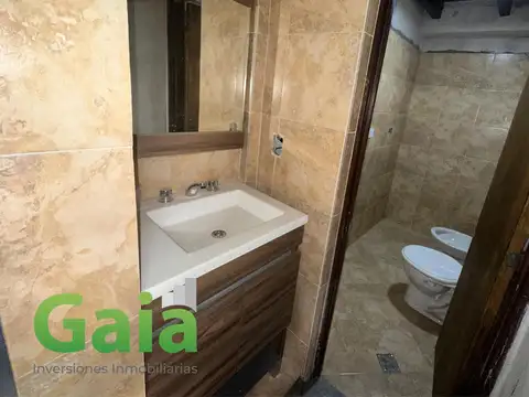 Galpon en Venta 10  mts Frente