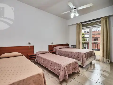Hotel en Venta en Flores, USD 1.500.000