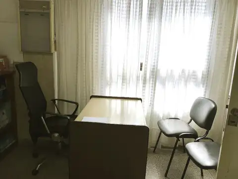 Oficina en Alquiler en Isla Maciel, $ 1.300.000